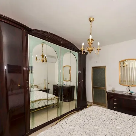 בית נופש Casa Luna נאפולי